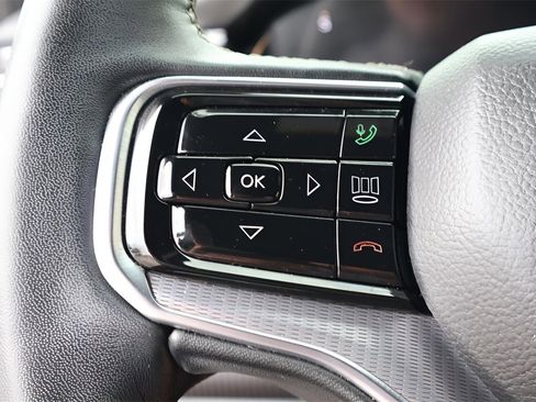 Used 2023 Jeep Grand Wagoneer 4WD image 28