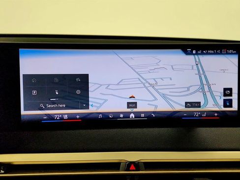 Used 2024 BMW iX xDrive50 w/ Premium Package image 18