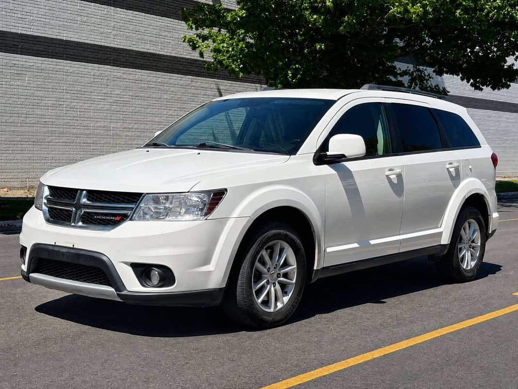 Used 2016 Dodge Journey SXT AWD/4WD image 3