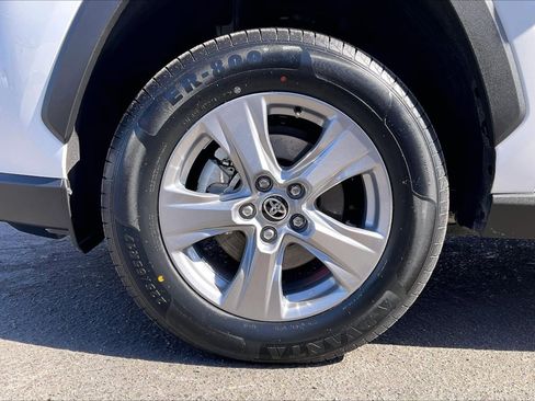 Used 2025 Toyota RAV4 XLE image 8