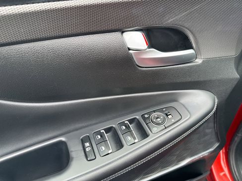 Used 2020 Hyundai Santa Fe SEL image 14