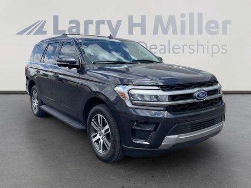 Used 2024 Ford Expedition XLT RWD image 7