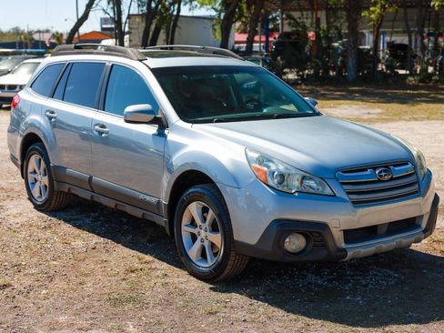 Used 2013 Subaru Outback 2.5i Limited w/ Moonroof Pkg image 15