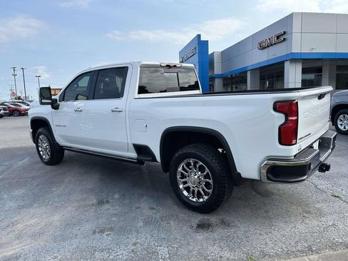 Used 2026 Chevrolet Silverado 2500 LTZ w/ LTZ Premium Package AWD/4WD image 6