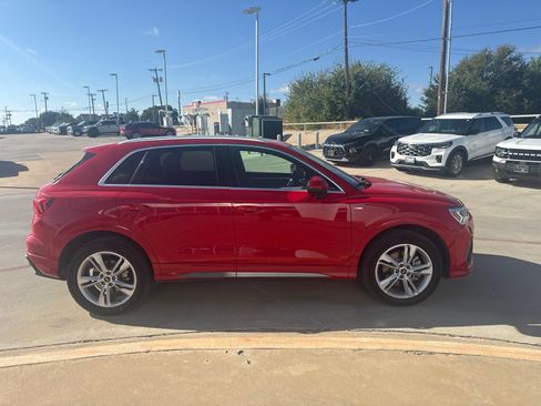 Used 2023 Audi Q3 2.0T Premium Plus w/ Premium Plus Package AWD/4WD image 4