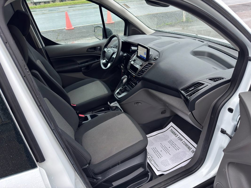 Used 2023 Ford Transit Connect XL FWD image 30