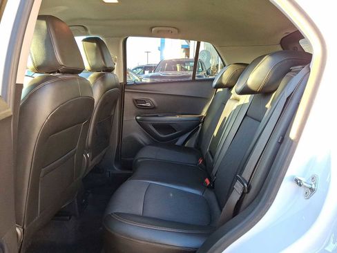 Certified 2019 Chevrolet Trax LT w/ LT Convenience Package image 28