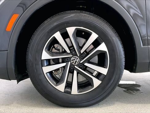 Used 2024 Volkswagen Tiguan S w/ MDO Package, Three-Row FWD image 7