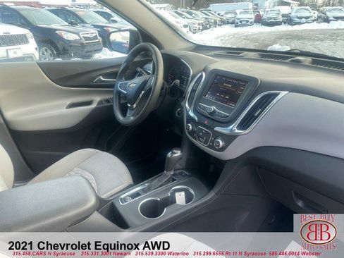 Used 2021 Chevrolet Equinox LS w/ LS Convenience Package image 9