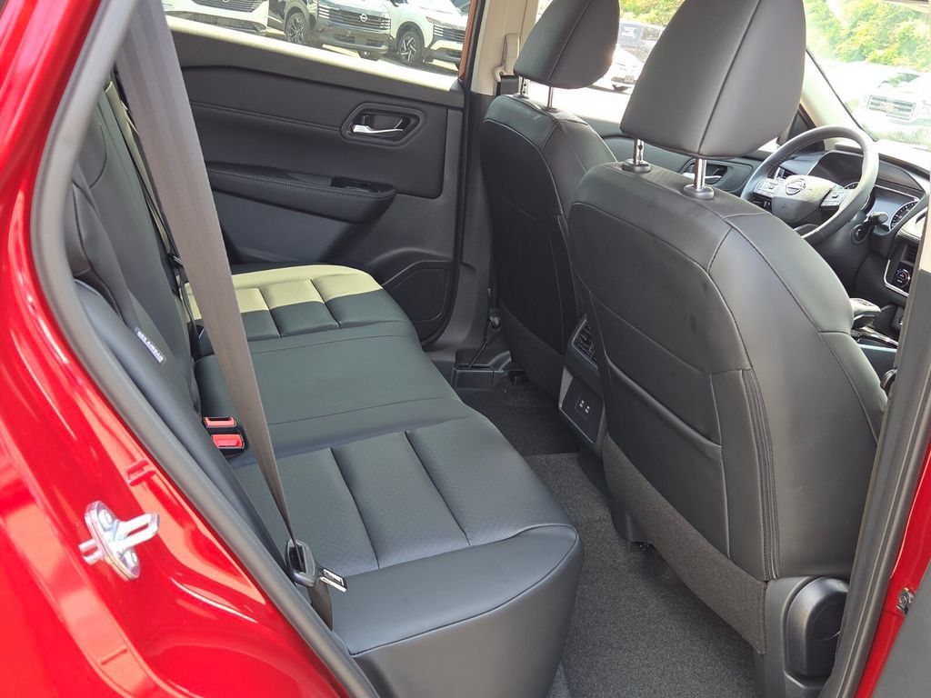 New 2026 Nissan Rogue Dark Armor FWD image 12