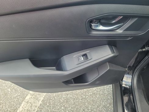 Certified 2024 Honda Accord EX image 11