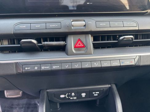 Used 2025 Kia K4 LXS image 23