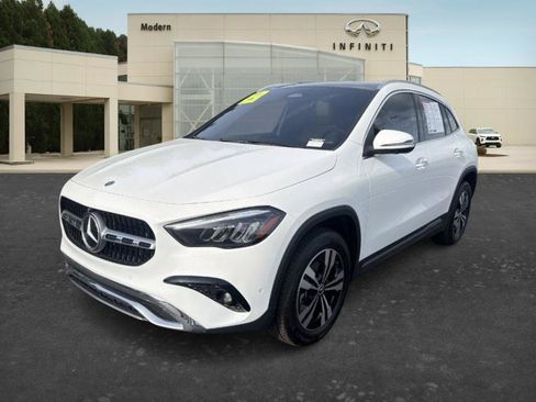 Used 2026 Mercedes-Benz GLA 250 4MATIC image 1