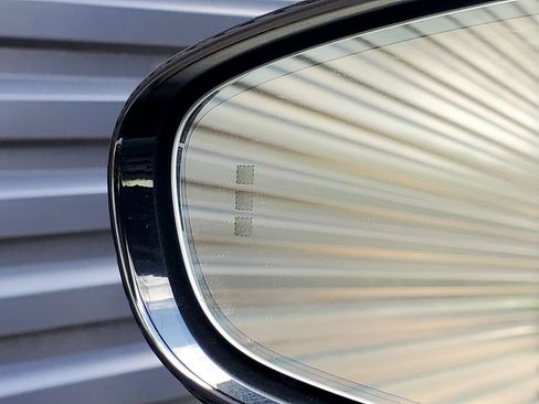 Certified 2025 Porsche Taycan image 29