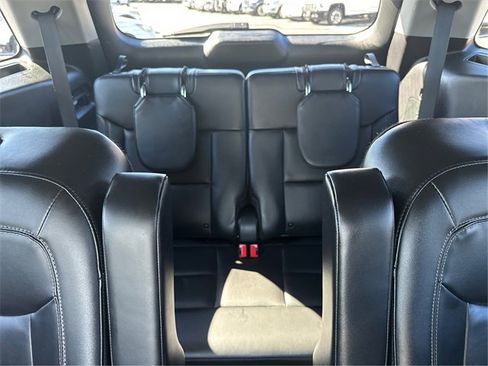 Certified 2022 Ford Explorer XLT w/ Equipment Group 202A image 27