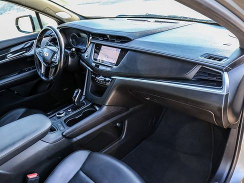 Used 2023 Cadillac XT5 Premium Luxury image 18