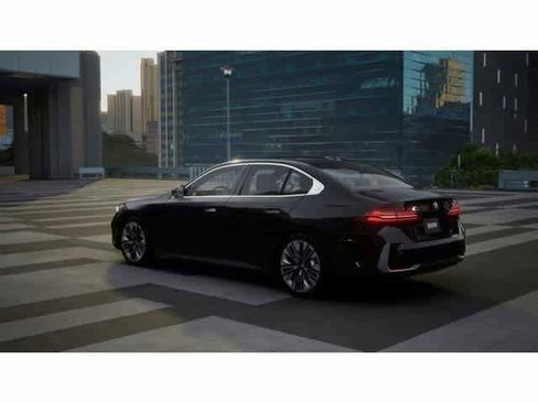 New 2026 BMW 530i RWD image 2