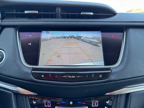Used 2017 Cadillac XT5 Premium Luxury w/ Driver Assist Package FWD image 21