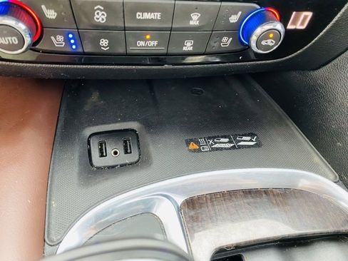 Used 2019 Buick Enclave Avenir w/ Avenir Technology Package image 33