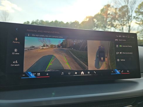 Certified 2025 BMW 230i Coupe image 25