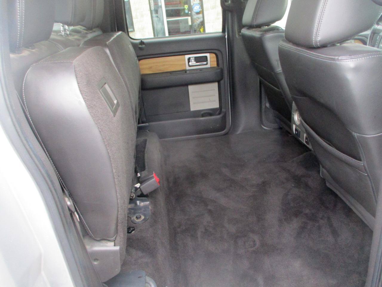 Used 2011 Ford F150 Lariat w/ Lariat Plus Pkg AWD/4WD image 9
