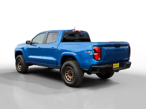 Used 2023 Chevrolet Colorado Z71 w/ Z71 Convenience Package 2 image 3