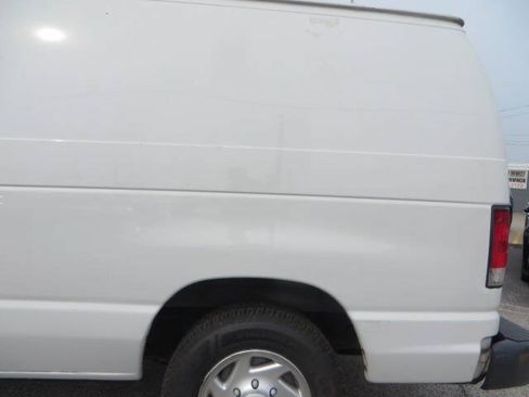 Used 2014 Ford E-150 and Econoline 150 RWD image 37