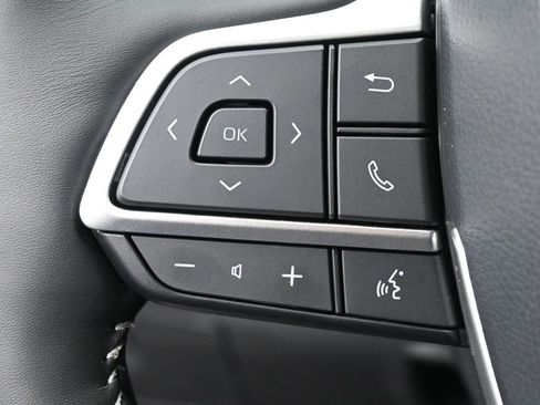 Used 2025 Toyota Highlander Platinum AWD/4WD image 20
