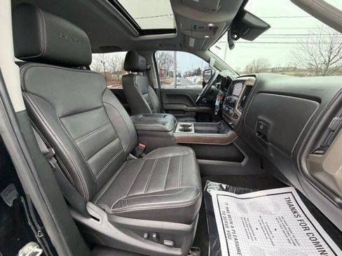 Used 2018 GMC Sierra 3500 Denali image 40