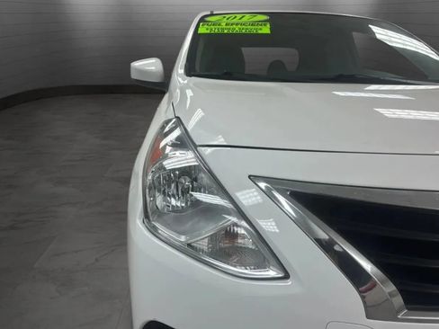 Used 2017 Nissan Versa SV FWD image 12