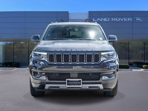 Used 2022 Jeep Wagoneer Series II AWD/4WD image 2