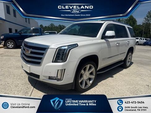 Used 2019 Cadillac Escalade Luxury AWD/4WD image 1