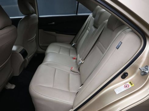 Used 2012 Toyota Camry LE FWD image 20