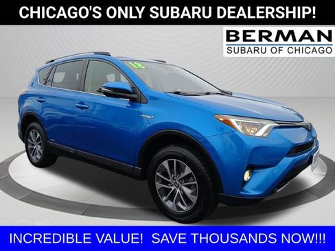 Used 2018 Toyota RAV4 XLE image 2