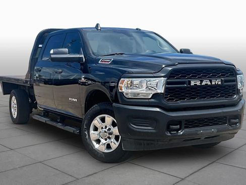 Used 2020 RAM 2500 Tradesman RWD image 2