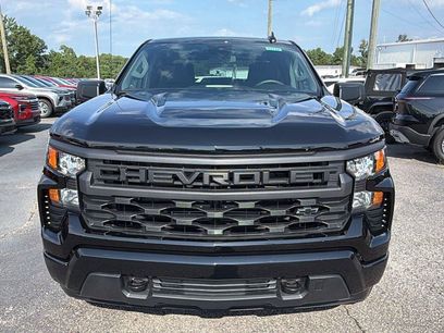 New 2026 Chevrolet Silverado 1500 Custom w/ Turbomax Blackout Package