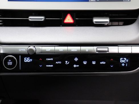 Used 2023 Hyundai Ioniq 5 SEL image 40