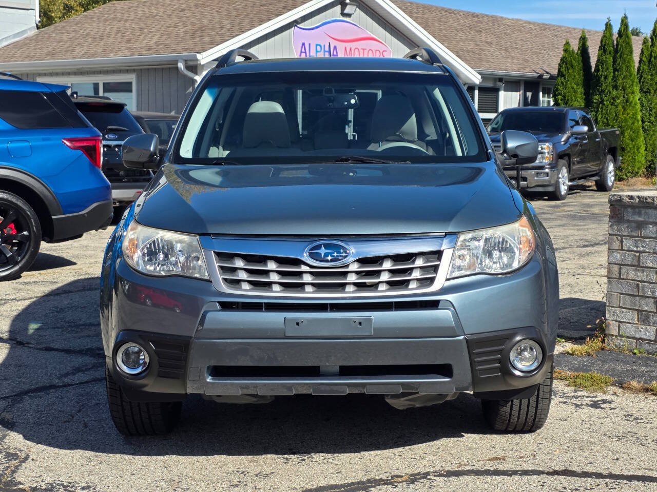 Used 2012 Subaru Forester 2.5X Limited AWD/4WD image 2