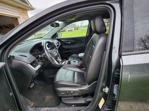 Used 2019 GMC Terrain SLT w/ Preferred Package AWD/4WD image 3