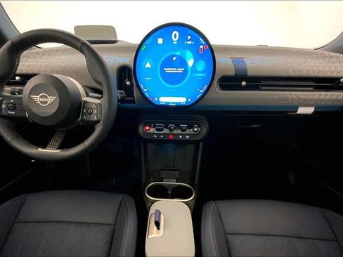 Certified 2025 MINI Cooper S image 16