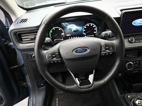 Used 2024 Ford Maverick Lariat w/ Black Appearance Package image 12