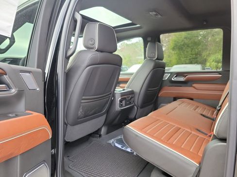 New 2026 GMC Sierra 2500 Denali Ultimate image 12