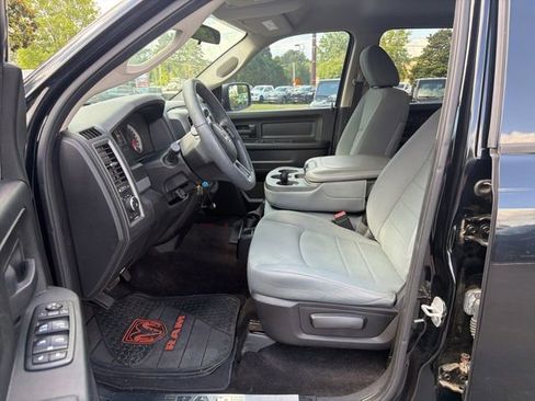 Used 2013 RAM 1500 Express RWD image 18