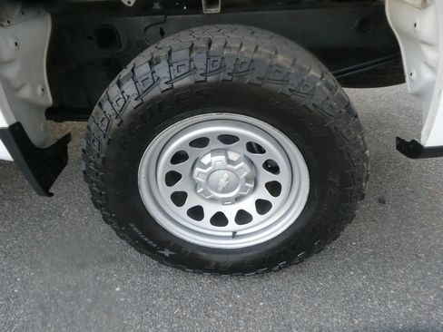 Used 2021 Chevrolet Silverado 1500 W/T w/ WT Fleet Convenience Package AWD/4WD image 29