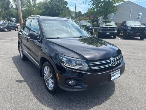 Used 2016 Volkswagen Tiguan SE AWD/4WD image 4