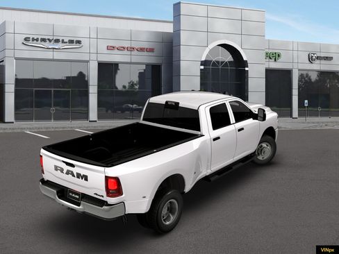 New 2026 RAM 3500 Tradesman AWD/4WD image 7