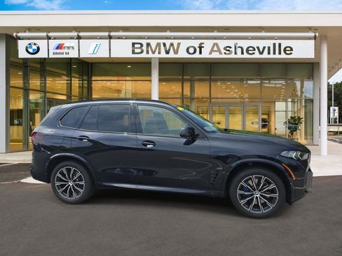 Used 2026 BMW X5 xDrive40i w/ M Sport Package AWD/4WD image 1