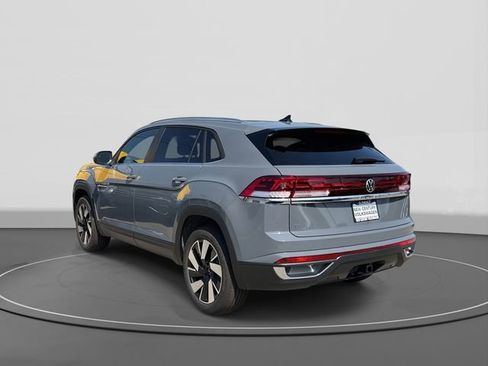 New 2026 Volkswagen Atlas Cross Sport SE image 3