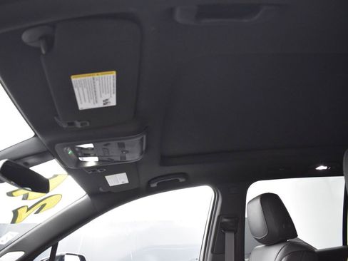 Used 2024 Cadillac XT6 Premium Luxury image 21