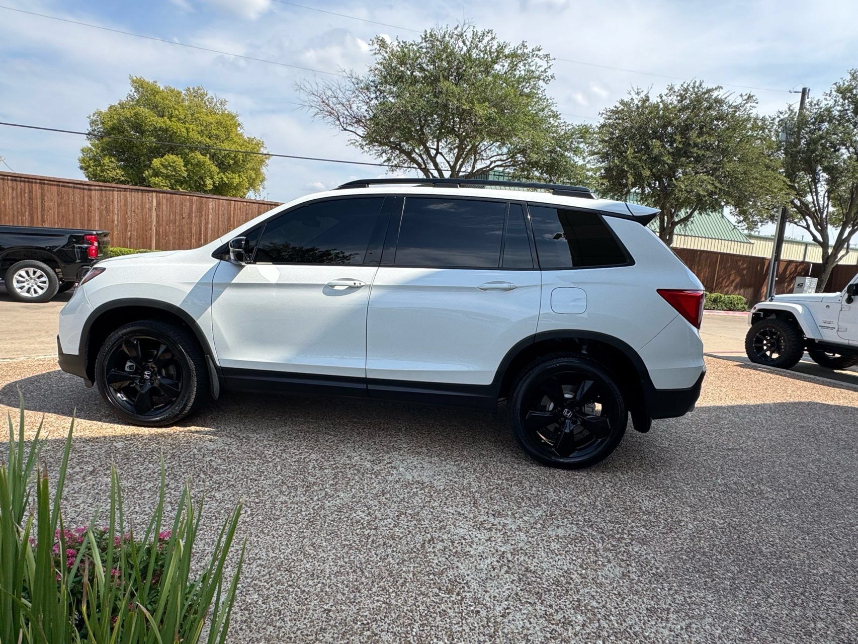 Used 2021 Honda Passport Elite image 11